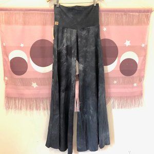 Sinew Moon Cumberland Blues Gauchos Full Length